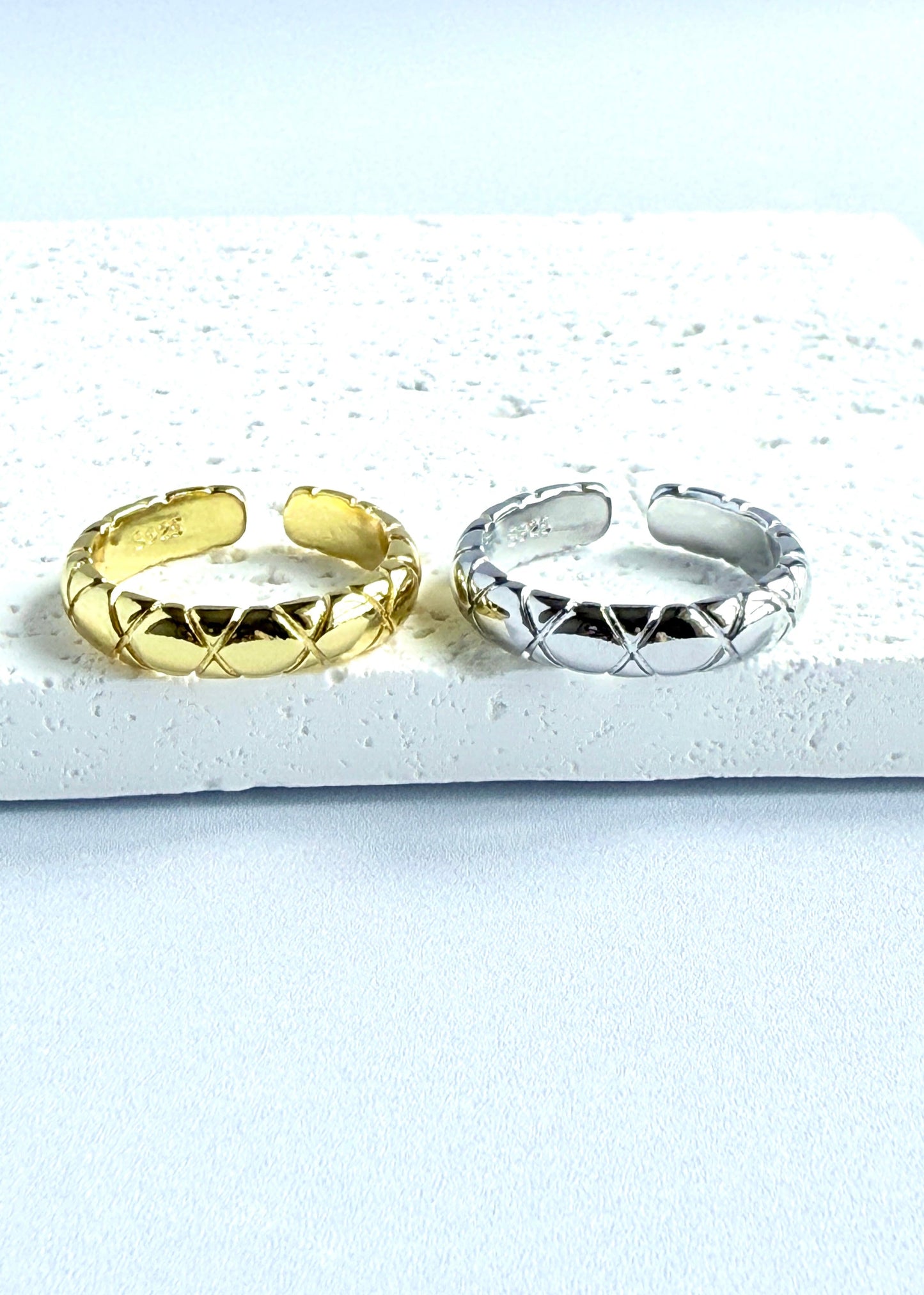 Quilted Motif Ring