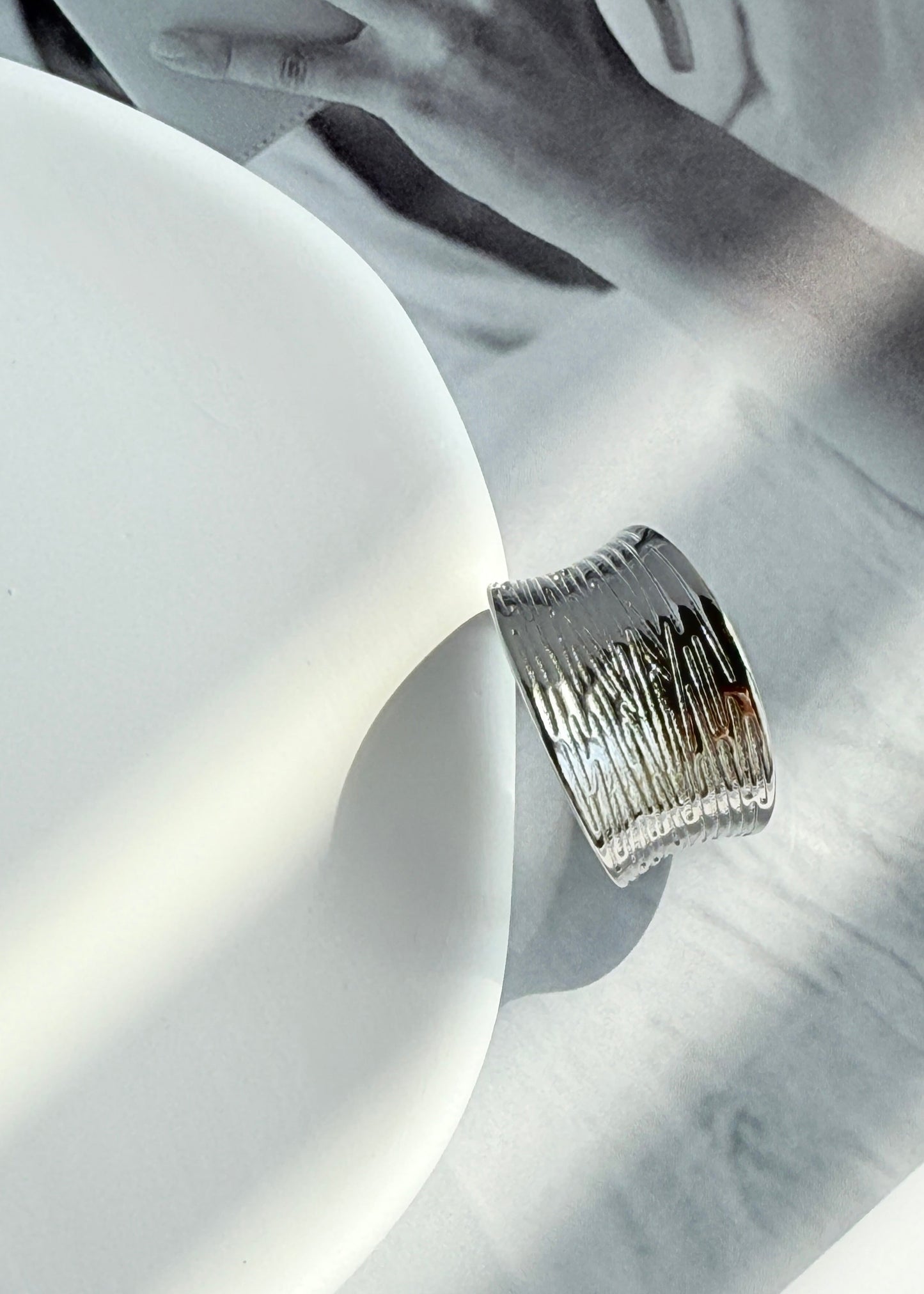 Geometric Wide Stripe Ring