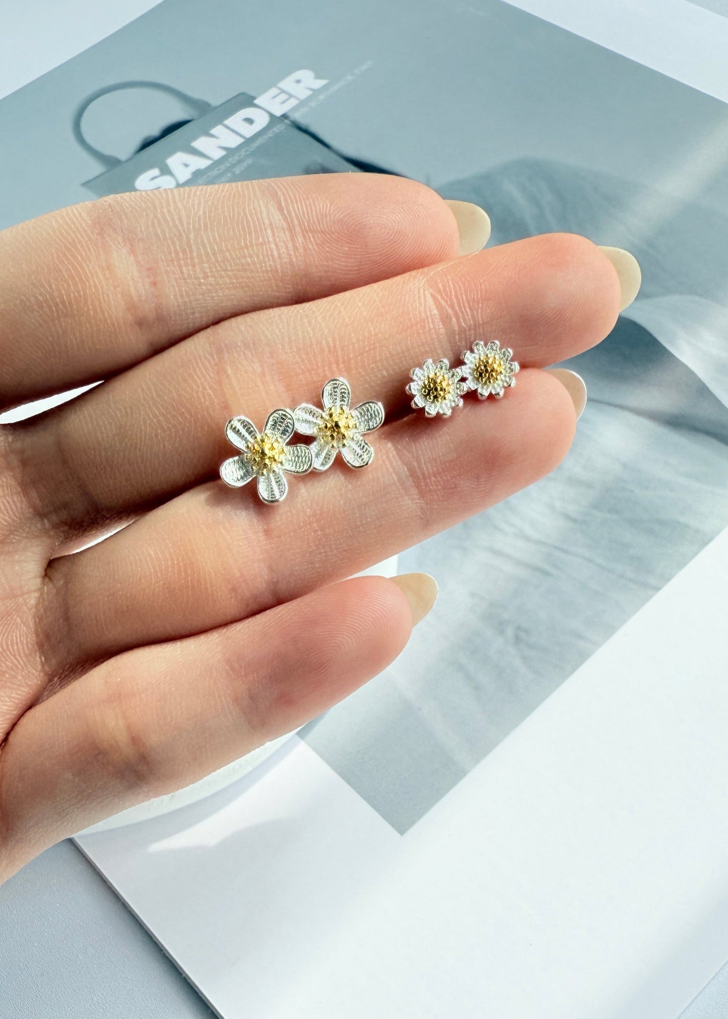 Daisy Flower Earrings