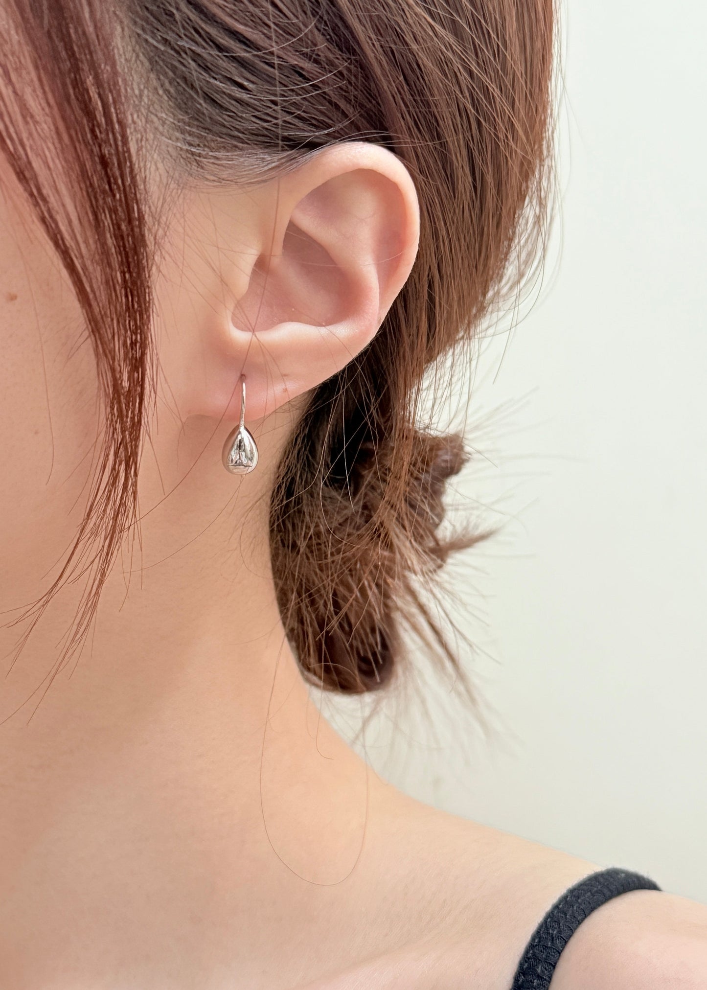 Hollow Teardrop Earrings