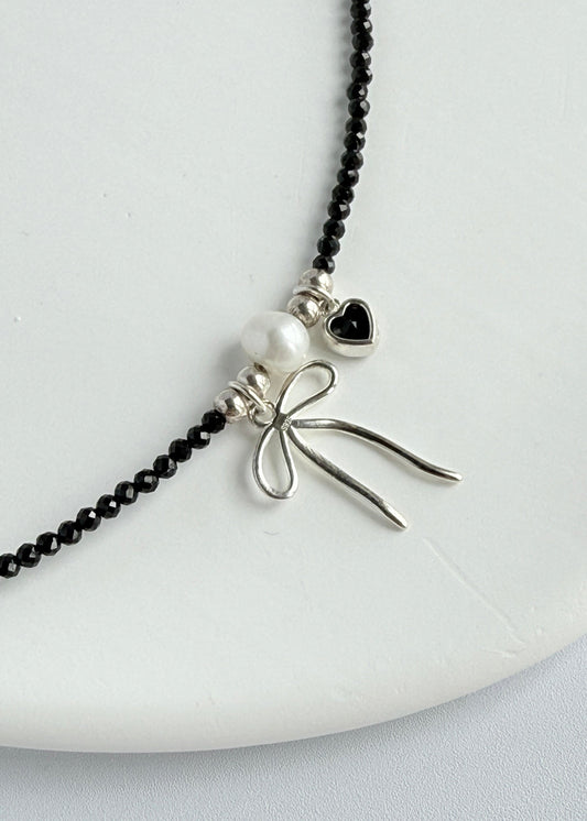 Bowknot Black Heart Freshwater Pearl Beaded Necklace
