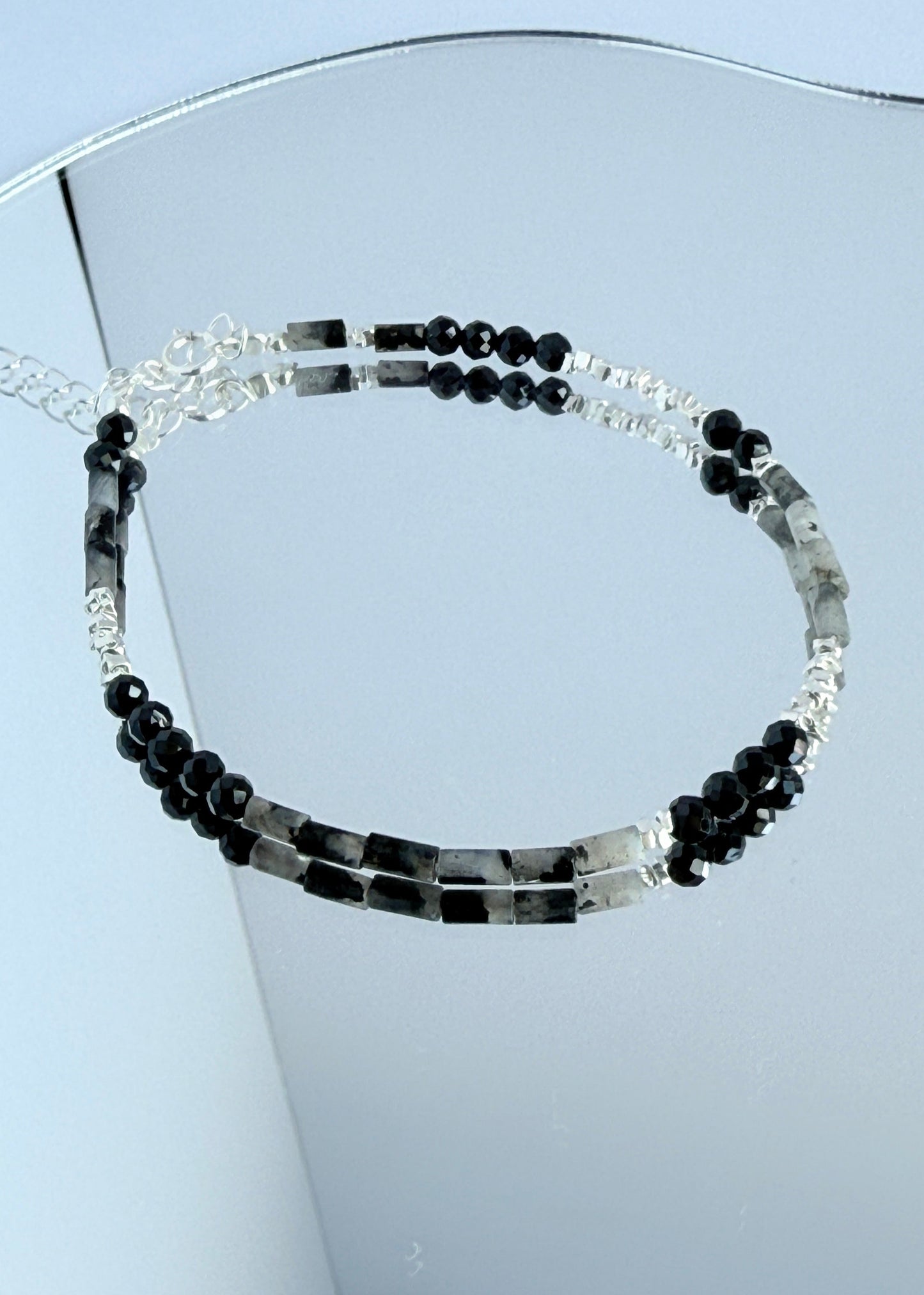 Black Spinel Beaded African Loose Bracelet