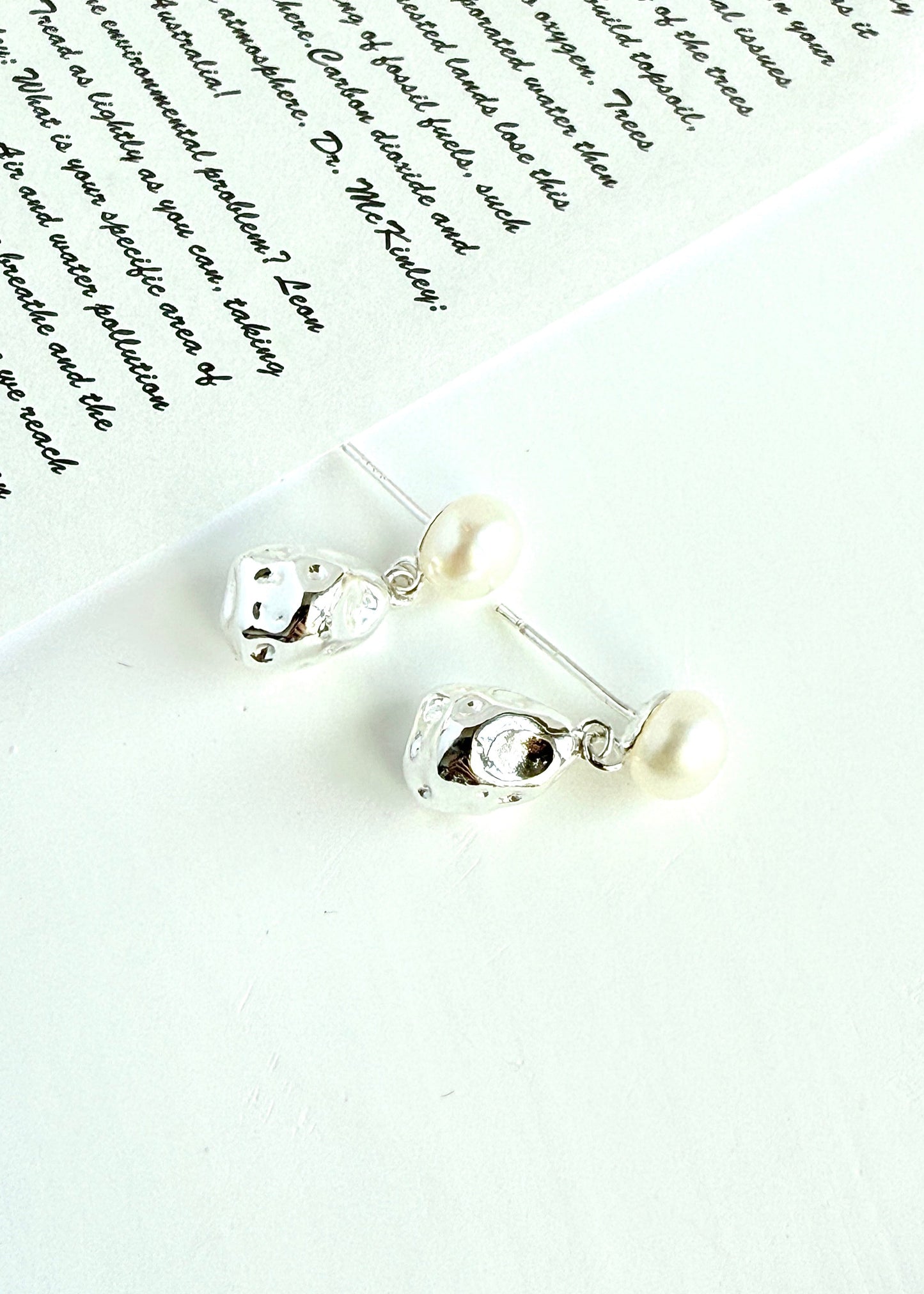 Freshwater Pearl Retro Earrings