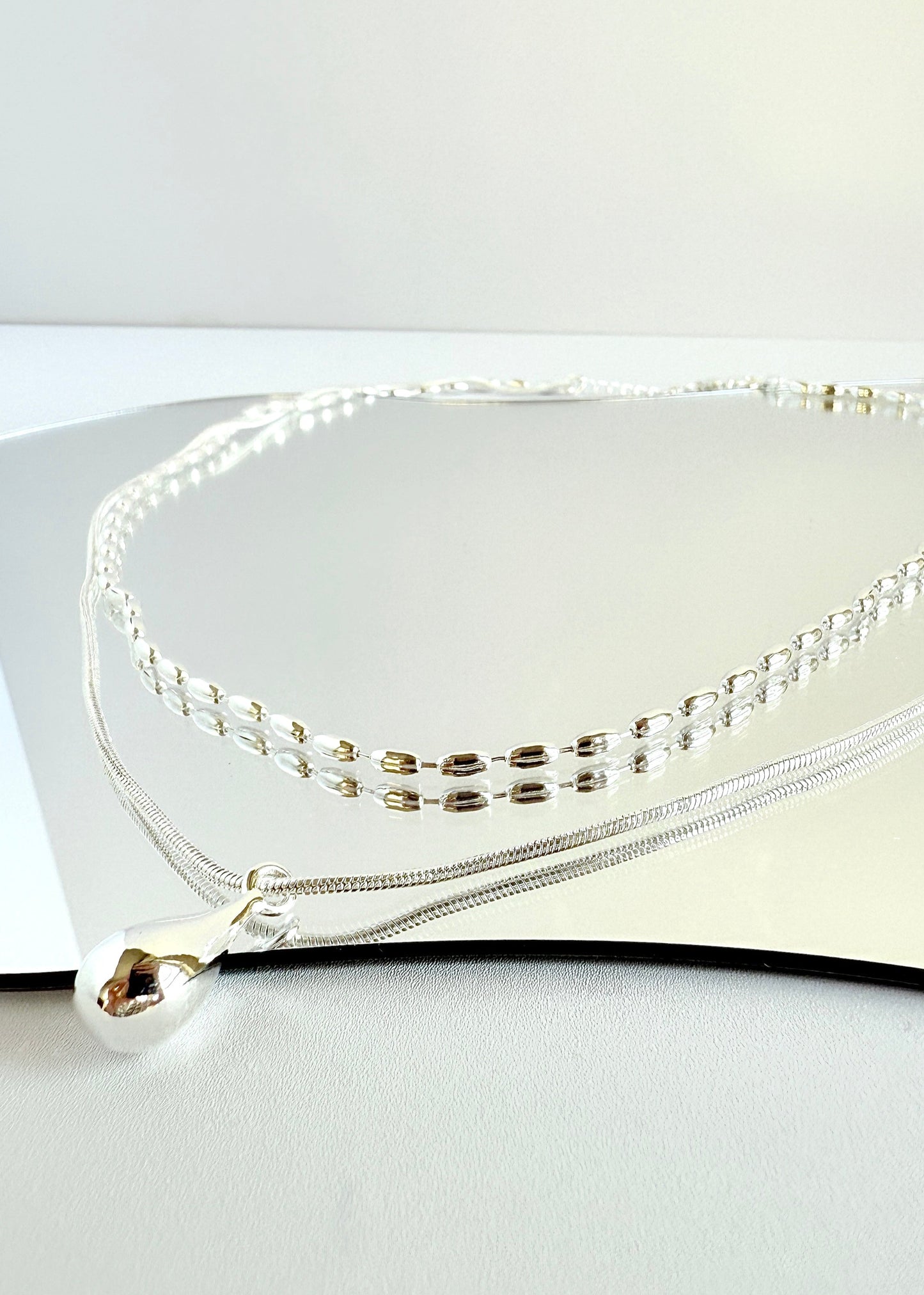 Teardrop Pendant Necklace