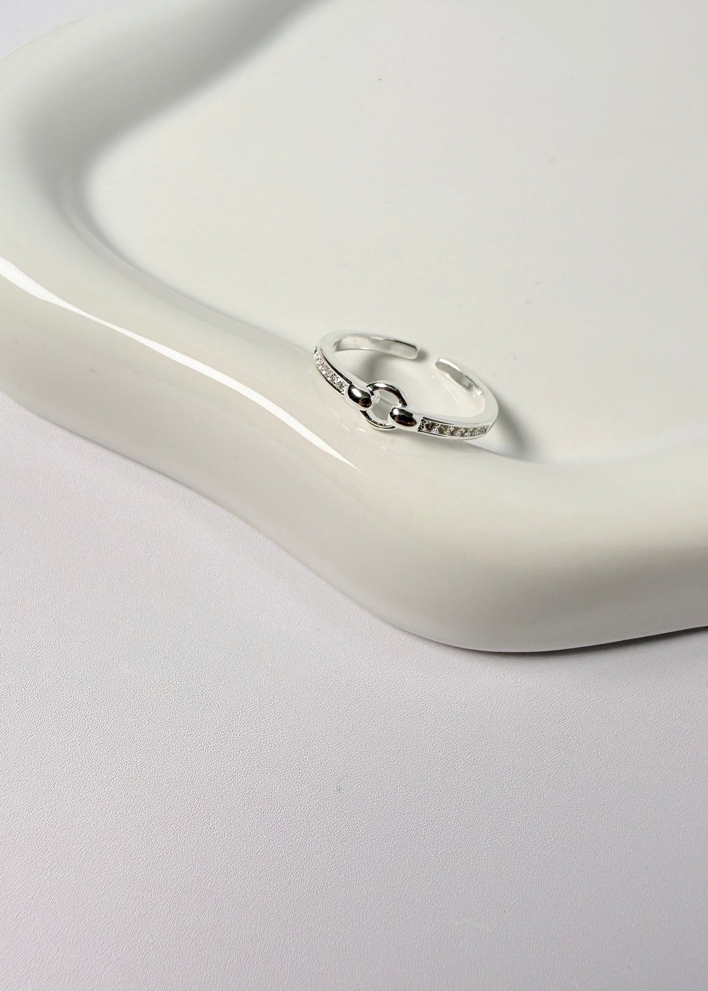 Simple Ring