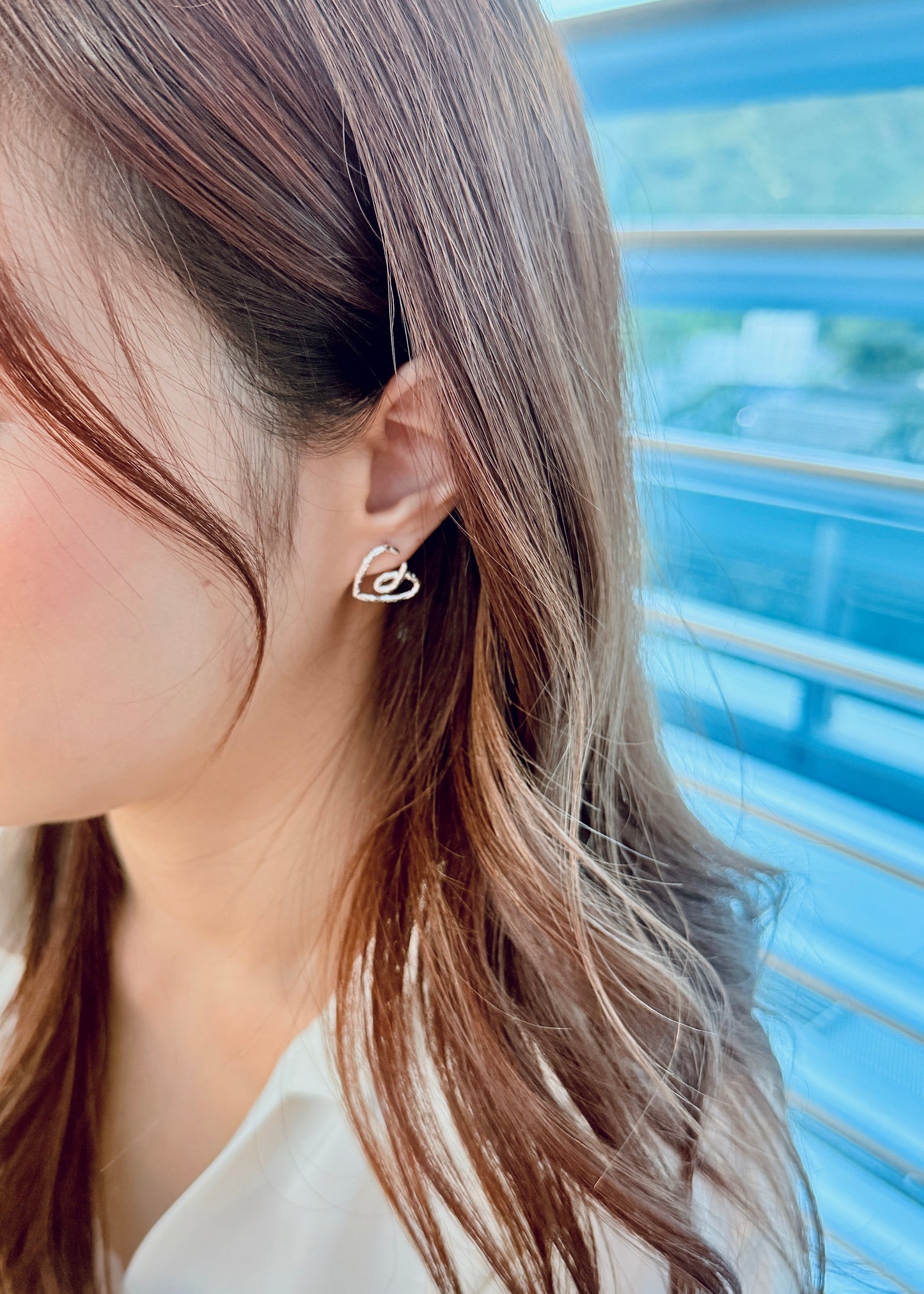 Simple Heart Line Earrings