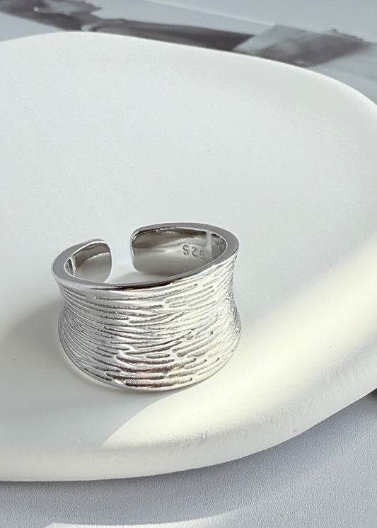 Geometric Wide Stripe Ring