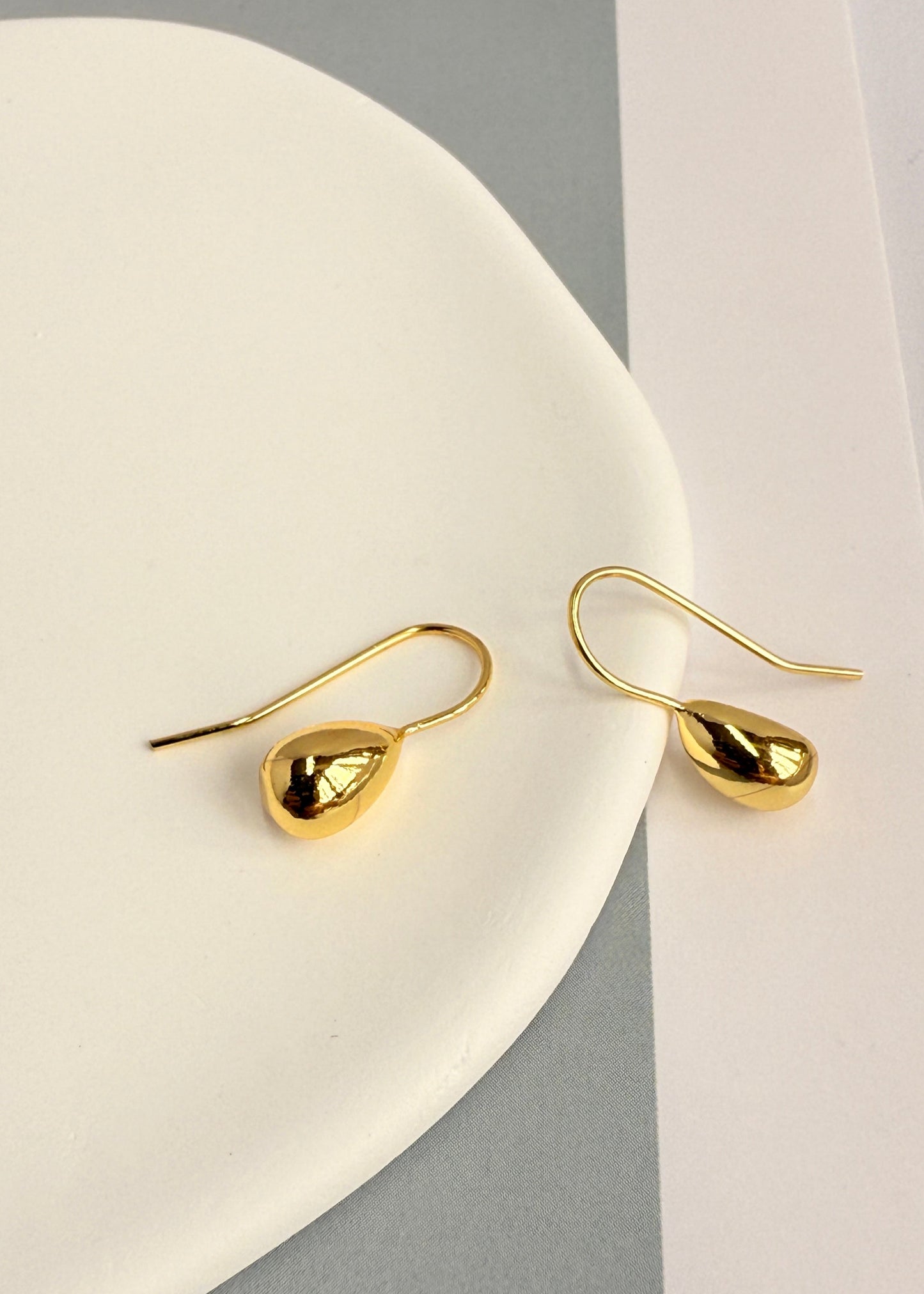 Hollow Teardrop Earrings