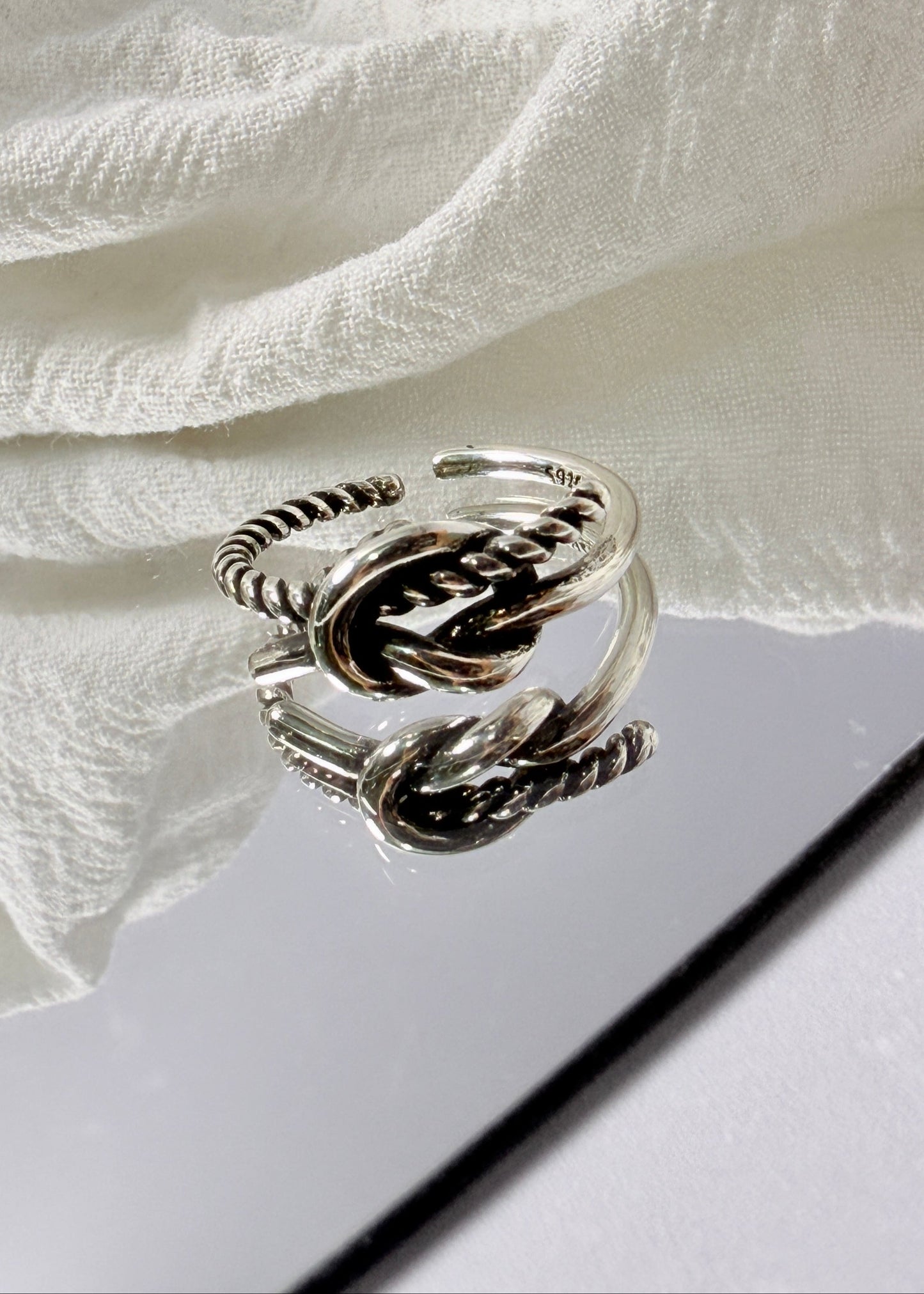 Knotted Ring