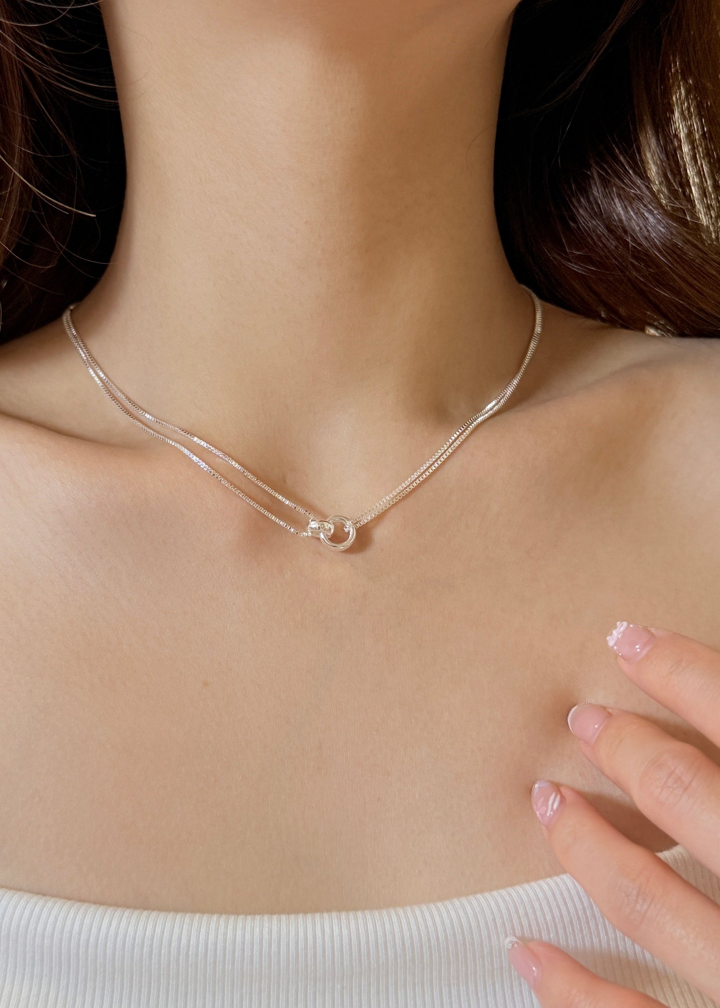 Interlocking Smooth Circle Necklace
