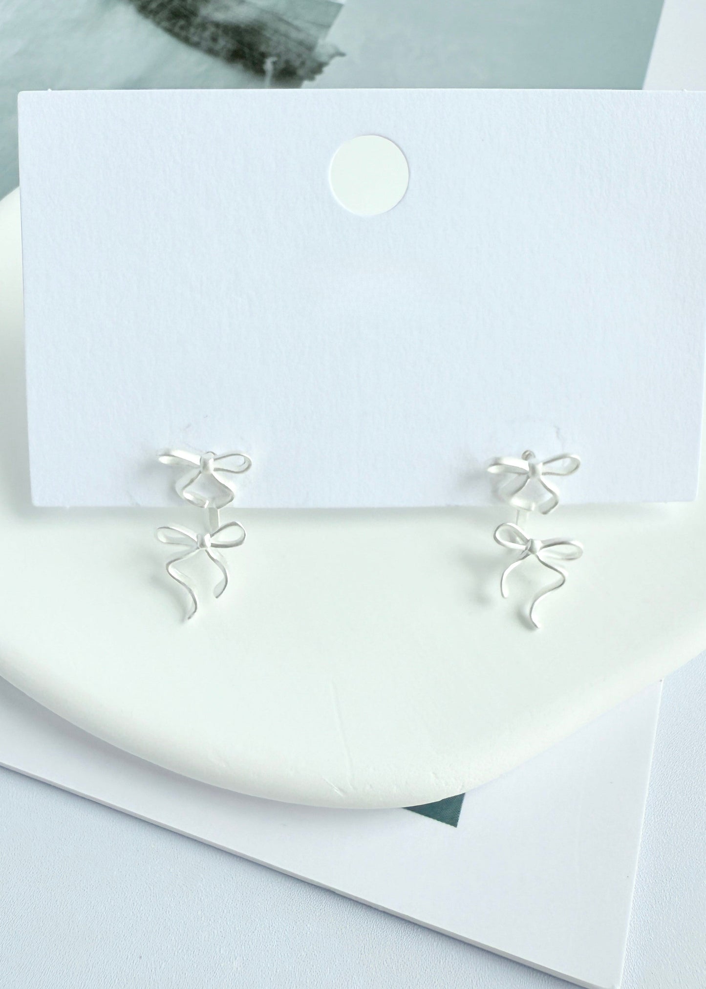 Sweet Ribbon Row Earrings
